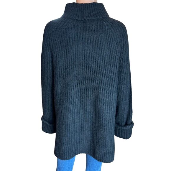 NWT ASOS Design Women’s Black Oversized Chunky Knit Sweater Small - Picture 4 of 6